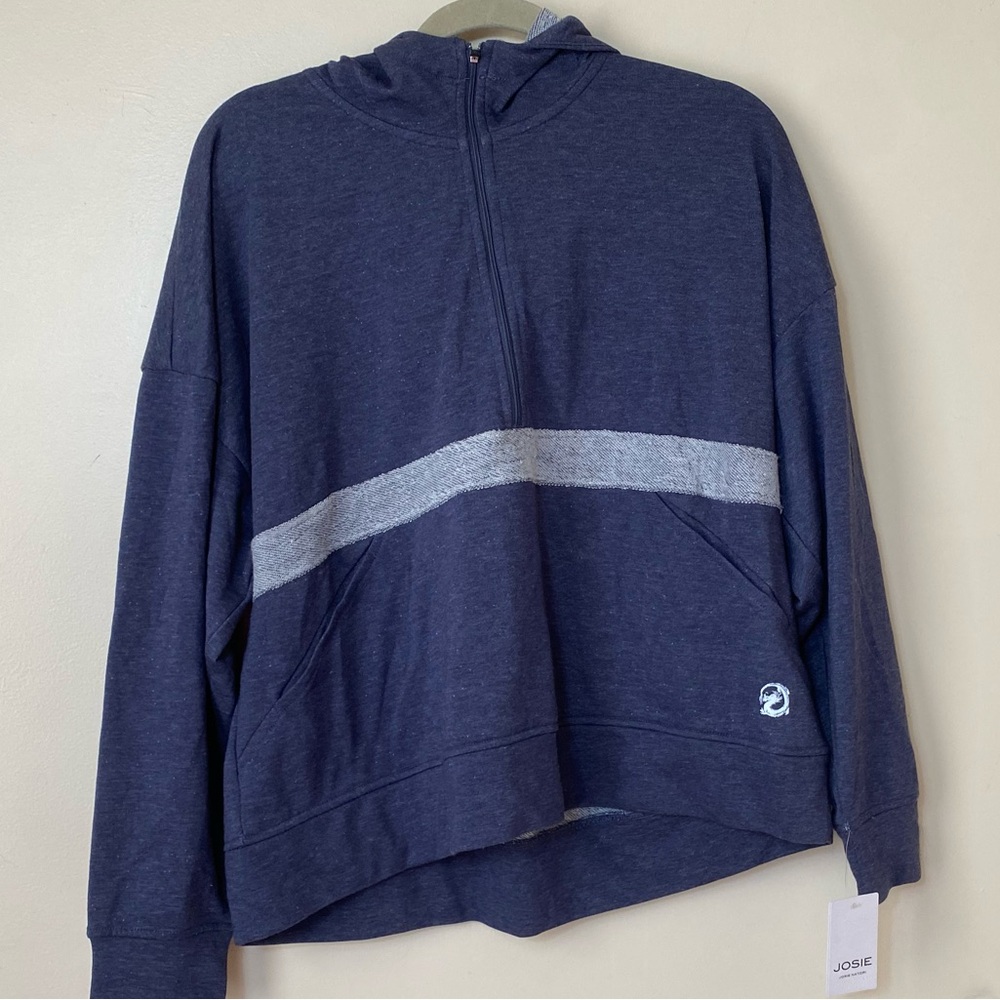 Josie Natori Half Zip Pullover Long Sleeve Top. Blue. Size Large. NWT